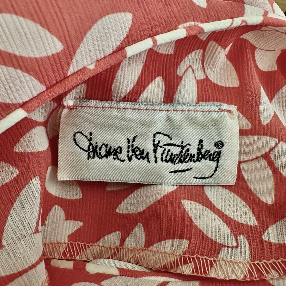 Vintage 80's Diane von Fursteneberg Pleated Leaf Print Blouson Midi Dress 10 - Picture 8 of 10